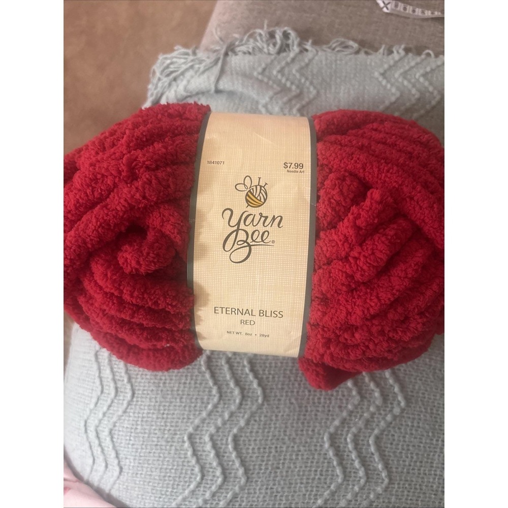 YARN BEE ~ ETERNAL BLISS New 8 oz RED